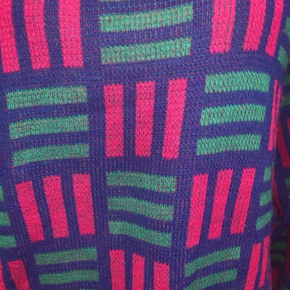 Izod geometric sweater 1990s throw back Y2K - Picture 2 of 4
